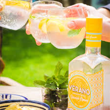 We infuse our small batch gin with handmade distillate of spanish watermelons creating a delicious sweet and fruity tasting gin. Verano Lemon Flavoured Gin 70cl Amazon Co Uk Grocery
