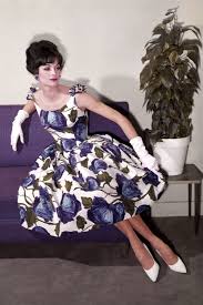 It helped set the tone for modern womenswear, and bold colors and prints were embraced by women of the time. Best 1960s Fashion Trends And Outfits 60s Fashion And Style