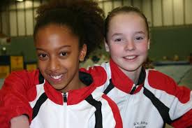 Pamela en Josephine naar NK turnen