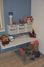Playmobil Comment Les Ranger Avec Images Rangement Playmobil Idee Deco Chambre Enfant Salles De Jouets