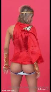 Mikayla Demaiter: Nude Leaks - TheFap Recopilación