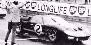 John surtees had won the inaugural can am series in north america with a chevrolet v8 engine. Le Mans 1966 Als Ford Ferrari Entmachtete