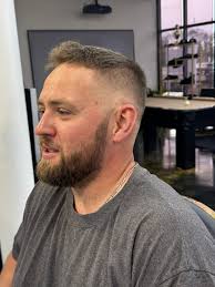 Straight razor shave at Razor's Edge Barbershop