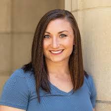 Allison Mankowski's Instagram, Twitter & Facebook