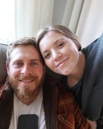 Such a beautiful family 🥰❤️ The kids so cute 🥰