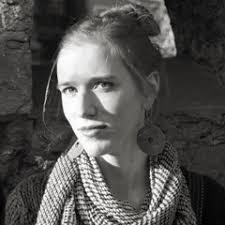 Laura Schwind's Instagram, Twitter & Facebook