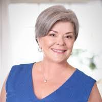 Kimberly Parrish's Instagram, Twitter & Facebook