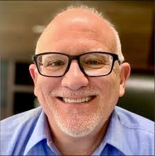 Jorge Dorta's Instagram, Twitter & Facebook