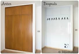 Vinilo laminado mate con trasera gris para cubrir totalmente muebles de melanina y madera. Como Forrar Las Puertas Del Armario Con Vinilo Paso A Paso