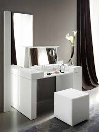 Comment devenir coiffeuse à domicile? Jolie Coiffeuse Avec Miroir 40 Idees Pour Choisir La Meilleure