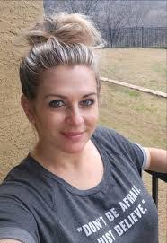 Kimberly Kite's Instagram, Twitter & Facebook