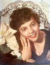 Mary Corry's Instagram, Twitter & Facebook