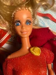 Interesting repair. She's very creepy. : r/Barbie