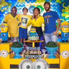 Gaby amarantos news, gossip, photos of gaby amarantos, biography, gaby amarantos help us build our profile of gaby amarantos! Gaby Amarantos Comemora Aniversario De Sete Anos Do Filho Meu Minion Jovem Pan