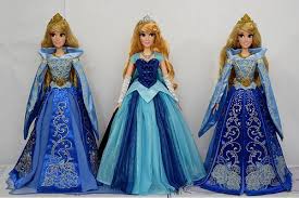 Limited Edition Blue Aurora 17 Dolls Disney Store And Disney Parks Side By Side Full Front View Disney Dolls Disney Princess Aurora Disney Barbie Dolls