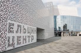 В принципе, ельцин центр интересовал меня в первую очередь как музей, идеологическая составляющая мне и так хорошо знакома. Elcin Centr Narushil Zakon Ia Regnum