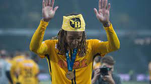 Explore tweets of kevin mbabu @kevin_baboo on twitter. Wolfsburgs Kevin Mbabu Ronaldo War Einer Der Grunde Weshalb Ich Profi Werden Wollte Sportbuzzer De