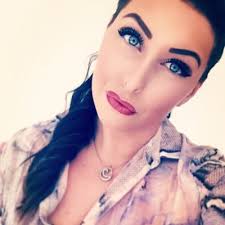 Caroline Anker (@anker_caroline)