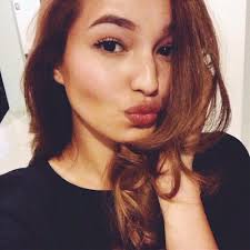 Leah SIngleton (@LEAyonce)