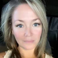 Leslie Conley's Instagram, Twitter & Facebook