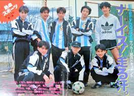 前列左から 山口達也 tokio 中居正広 smap 国分太一 tokio 後列左から 佐藤寛之 光genji 佐藤敦啓 光genji 山本淳一 光genji 木村拓哉 smap 赤坂晃 光genji レコード デビューは別にして smap の 山口達也 中居 tokio デビュー