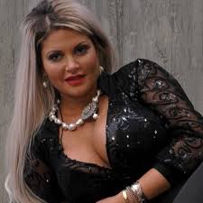 May 31, 2021 · match play can set the stage for a marathon, and ally ewing lived it this week in las vegas. Sophia Vegas Neu Freund Daniel Hat Sie Zum Arzt Geschickt Stern De