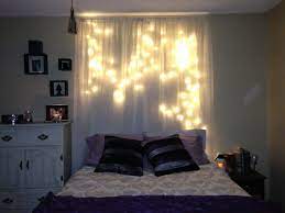 Easy Way To Decorate A Plain Room With No Headboard Especially For Your Average Teenage Daughter Bedroom Makeover Apartment Decor Apartment Chic