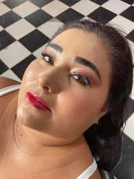 Mayra Cabral's Instagram, Twitter & Facebook