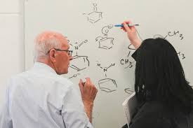 Richard Robson: Melbourne professor wins Nobel Prize in Chemistry for metal-organic frameworks