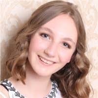 Anna Strang's Instagram, Twitter & Facebook