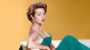 Resultado de imagem para sara montiel