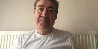 Mizah videoları ile tanınan tiyatro oyuncusu turgay yıldız, koronavirüs'ün yakalandığı ortaya çıktı. Oyuncu Turgay Yildiz Kalp Spazmi Gecirdi