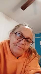 Shanna Lowery's Instagram, Twitter & Facebook