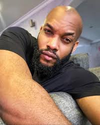 Hi y'all!. I'm drinking my beet smoothie. I reside hybrid in Philly and the  Caribbean. Trying to live more