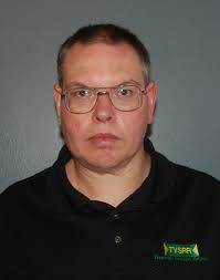 Hi, my name is Jason and I'm a hikeoholic.