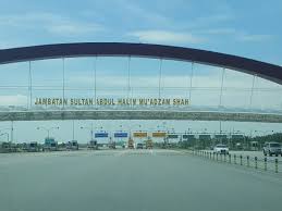 Land expressvägen är den första i malaysia som är utformad för uppgraderade sekundära. Second Penang Bridge Review Of Sultan Abdul Halim Muadzam Shah Bridge Penang Island Malaysia Tripadvisor