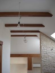 75 примера за използването на декоративни греди на тавана