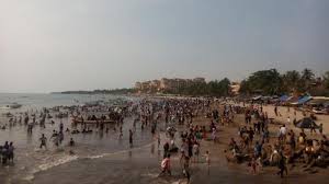 Untuk memasuki kawasan pantai sambolo dikenakan biaya masuk sebesar rp 5.000 transportasi. Hati Hati Bulu Babi Intai Wisatawan Pantai Anyer News Liputan6 Com