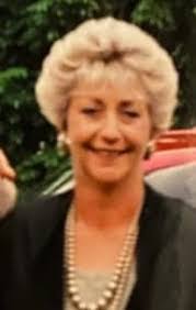 Dianne Quinn's Instagram, Twitter & Facebook