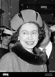 Elizabeth thomas hi-res stock photography and images