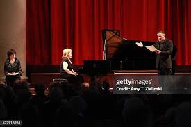 24 Harriet Goodman Photos & High Res Pictures