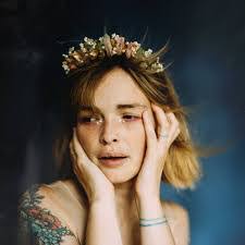 Amanda Mcgonigle's Instagram, Twitter & Facebook