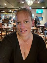 If anyone ordered drinks I have them at my house Lololol