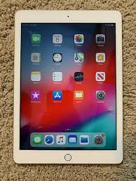 Apple Ipad 5th Gen 2017 32gb Wi Fi 9 7in Ipad Apple Ipad Mini Apple Ipad