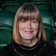 Ellen Hodson's Instagram, Twitter & Facebook