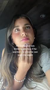 Daisy Albiter's Instagram, Twitter & Facebook