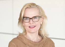 Dealmakers Find It Slow Going in $1 Trillion Game of Catch-Up