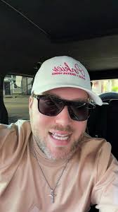 Navigating the Challenges of Selling a House