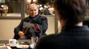 Kommissar peter nadler (bjarne mädel) und seine kollegin. Ferdinand Von Schirach Feinde Das Gestandnis Film Im Rbb Rbb