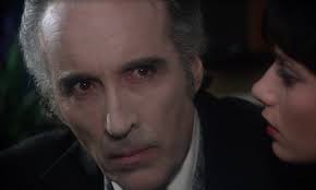 The Bloody Pit of Horror: Dracula père et fils (1976)